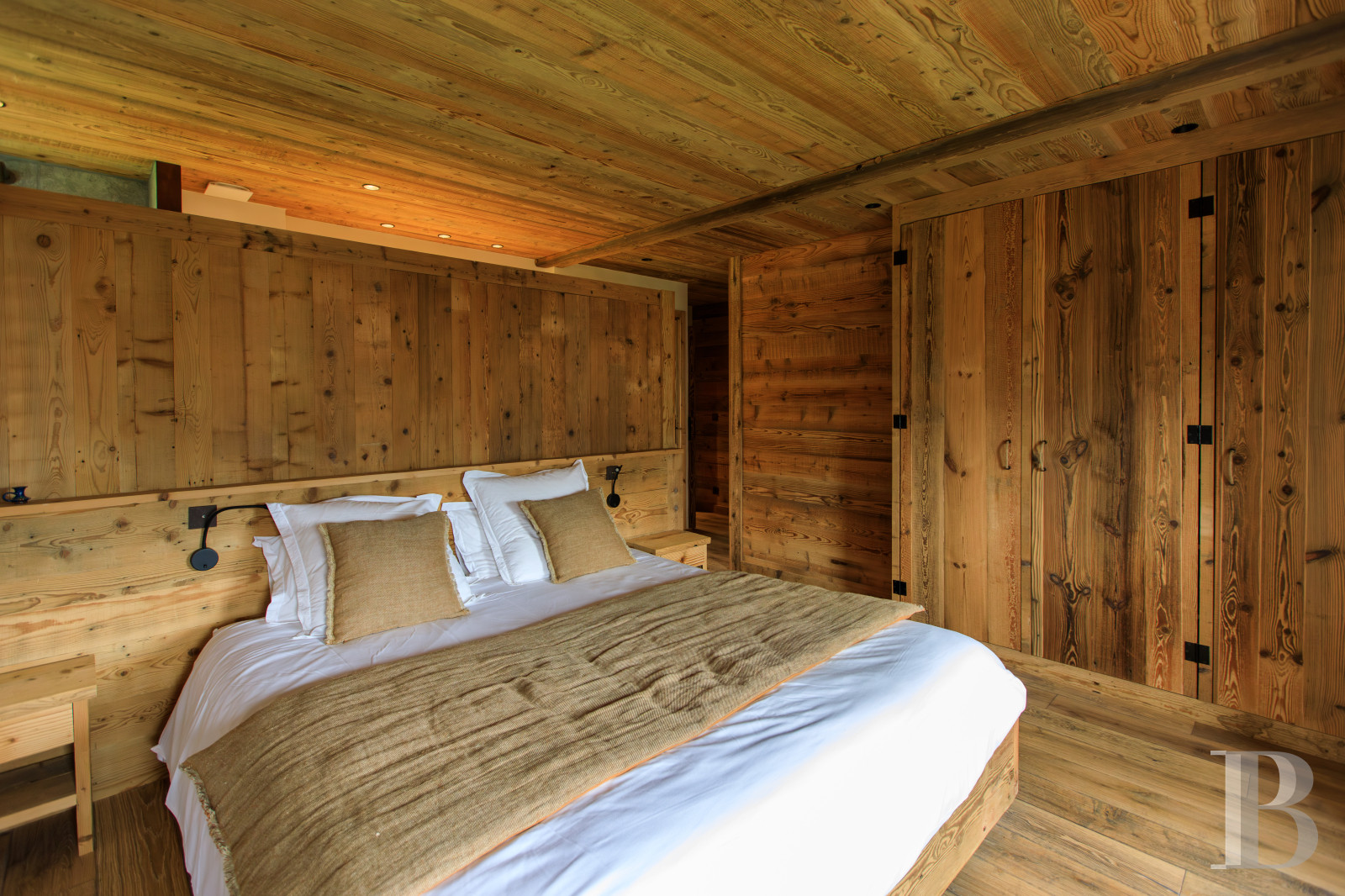 A 19th-century farmhouse preserved in its original state and completely renovated at the foot of Mont d'Arbois, in Megève - photo  n°24